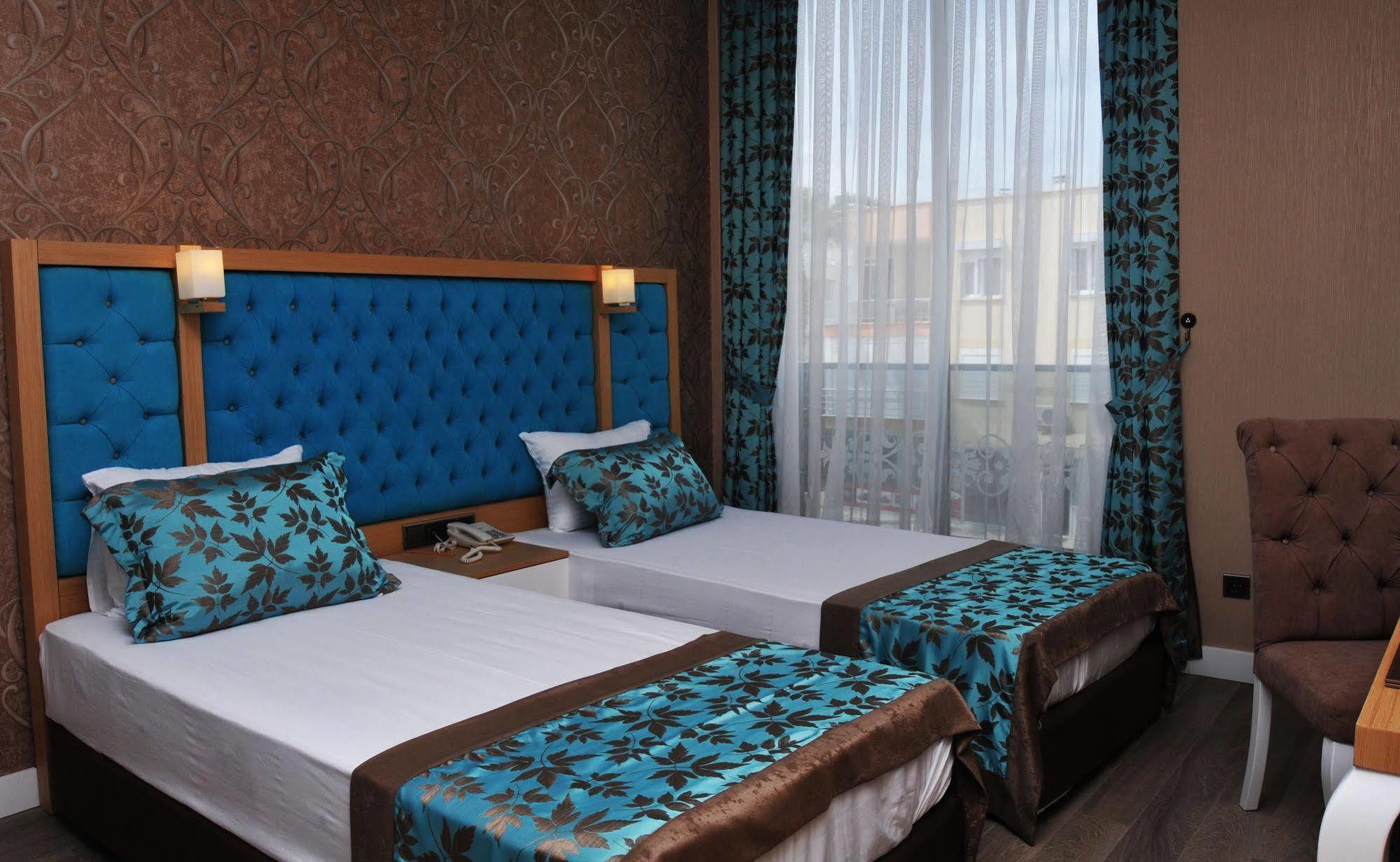 Niss Business Hotel Antalya Exterior photo